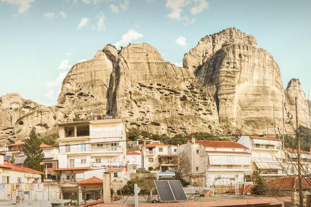 House With Amazing View Of Meteora Lägenhet Kalampaka Exteriör bild